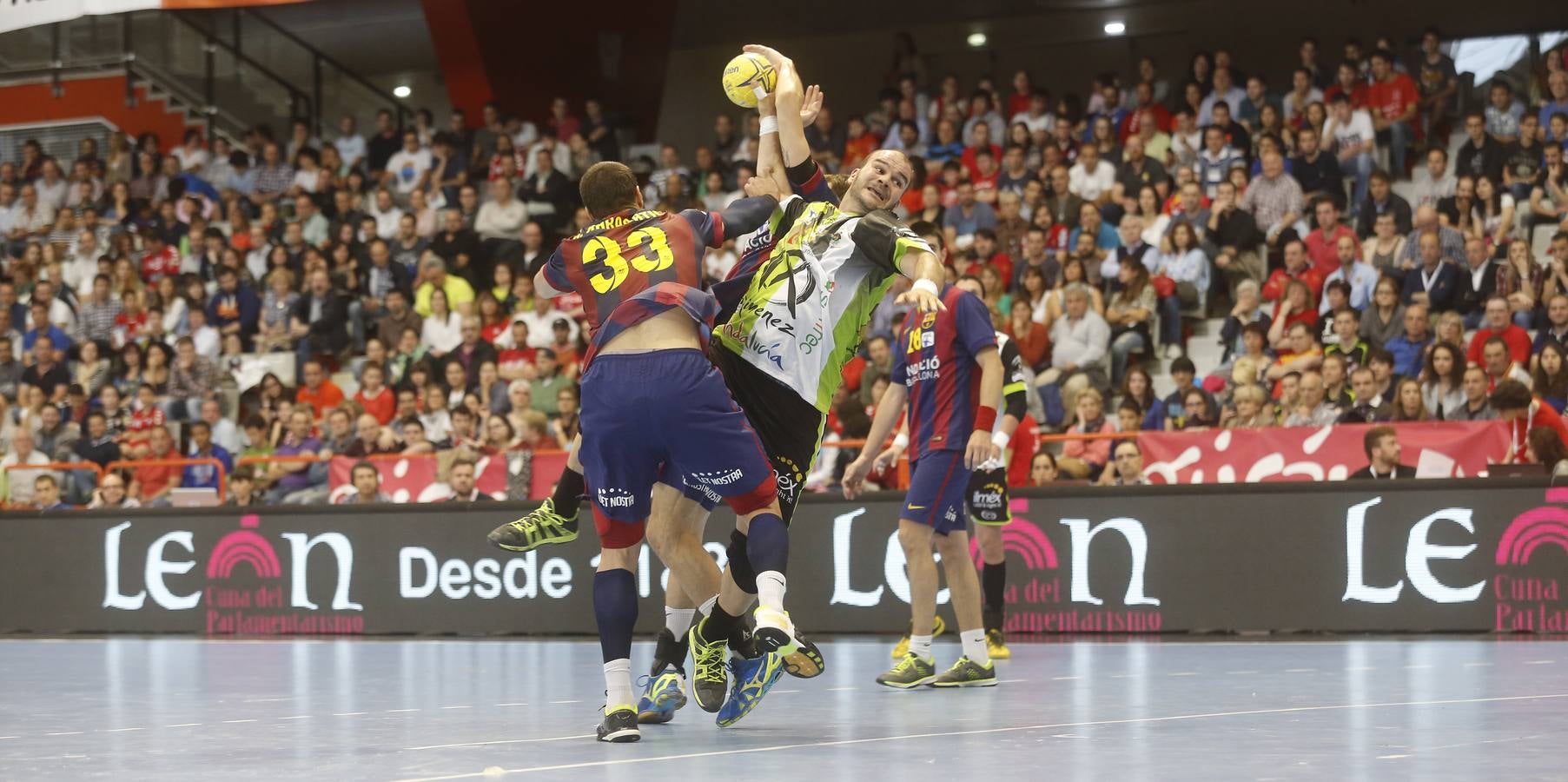 Barcelona 34 - 23 Puente Genil