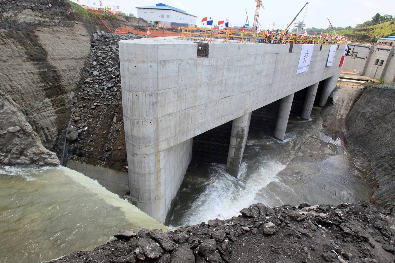 Primeras inundaciones en la expansión del Canal de Panamá