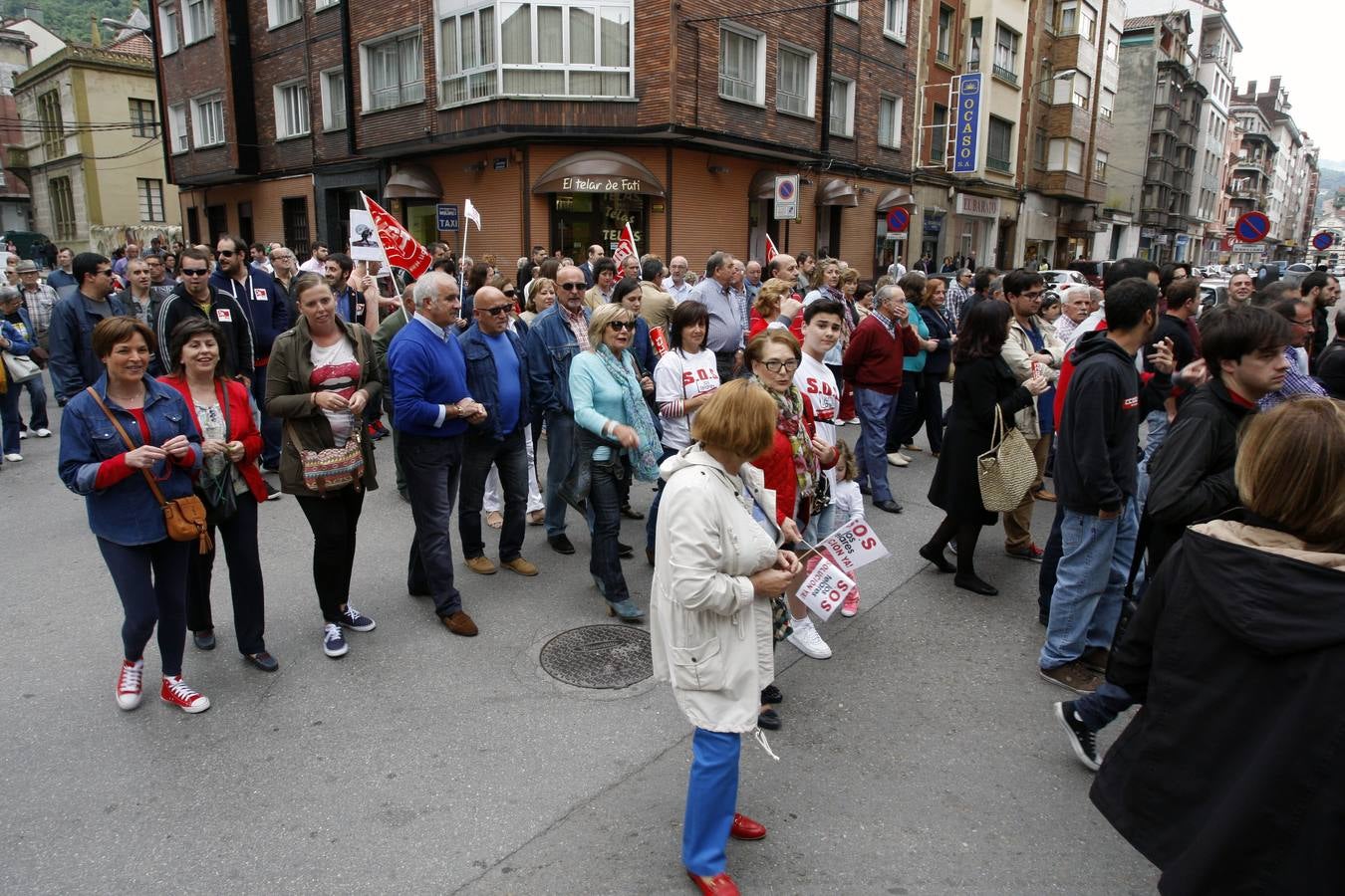 La plantilla de Los Telares se manifiesta en Mieres