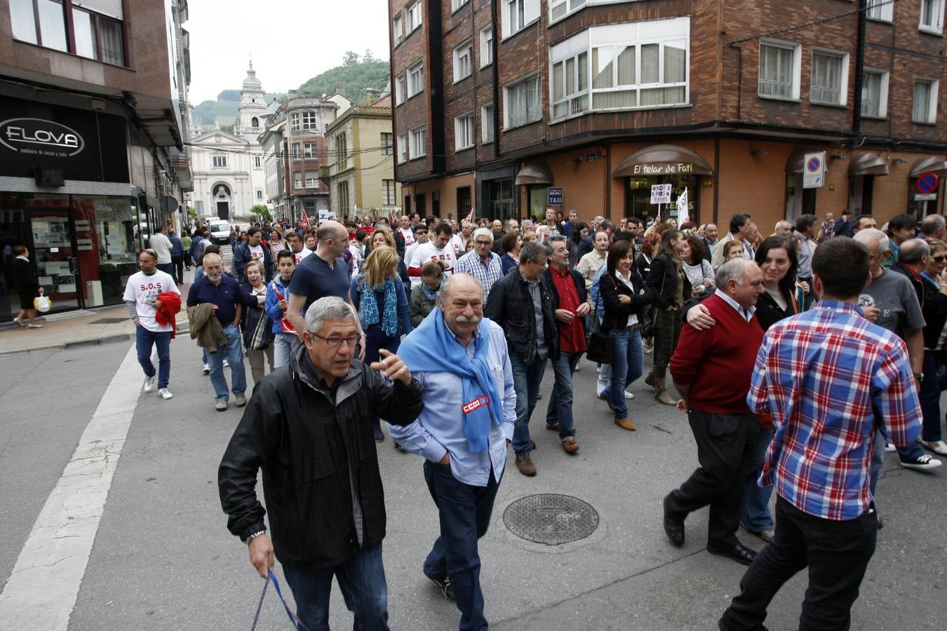 La plantilla de Los Telares se manifiesta en Mieres