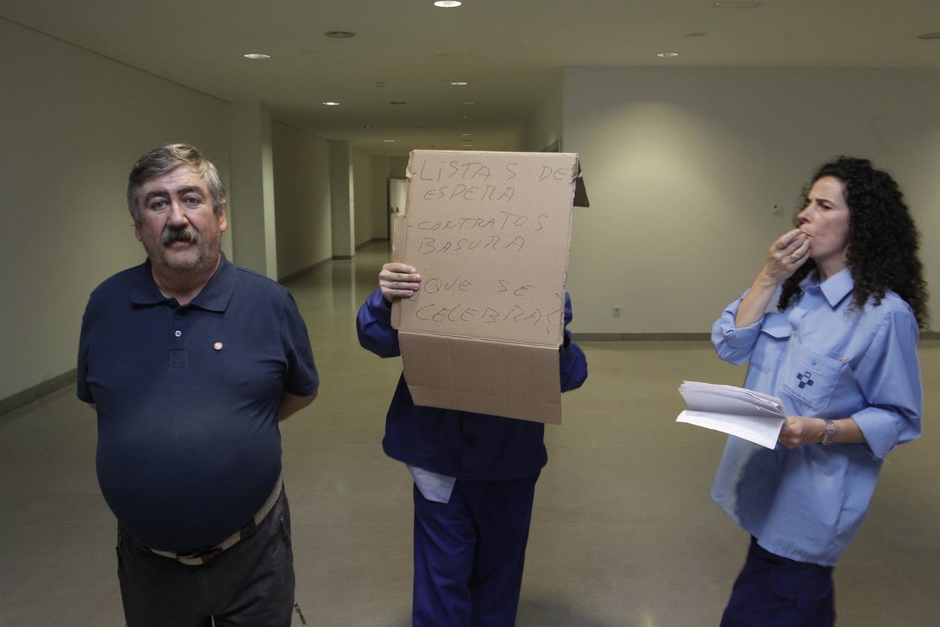 Aniversario del HUCA con protestas