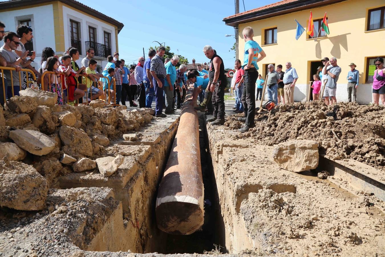 Balmori planta una hoguera de 40 metros