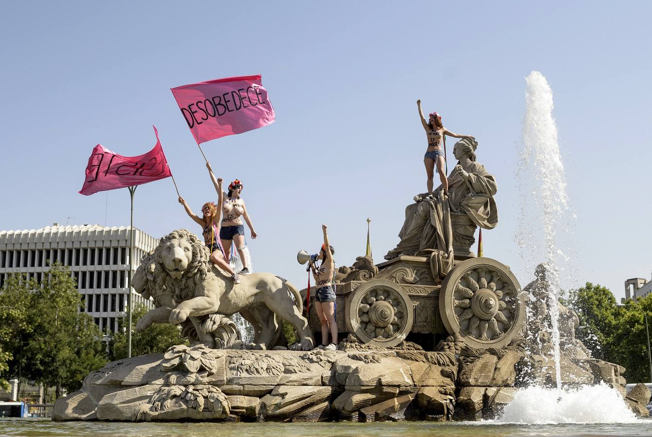 Protesta de Femen contra la &#039;ley mordaza&#039;