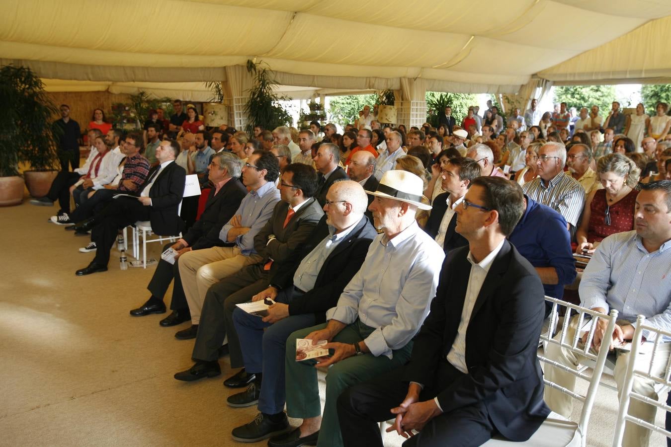 El público asistente a la entrega de las Calderetas de don Calixto 2015.