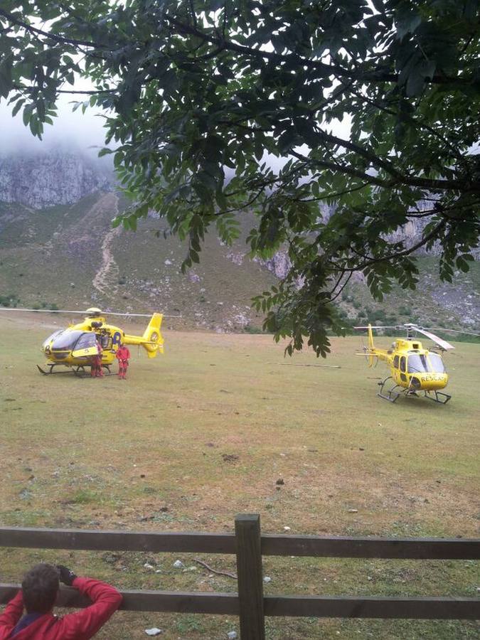 Una avalancha deja cinco menores y un adulto heridos en el pico Urriellu