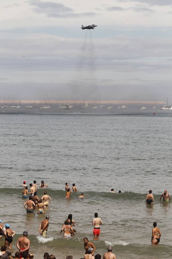 El Festival Aéreo rugió en los cielos de Gijón (I)