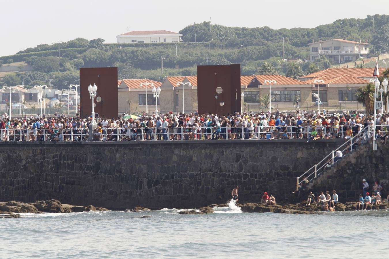 El Festival Aéreo rugió en los cielos de Gijón (I)