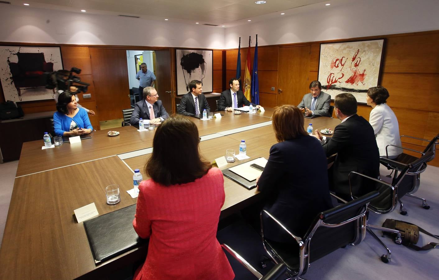 Primer Consejo de Gobierno del nuevo Ejecutivo.