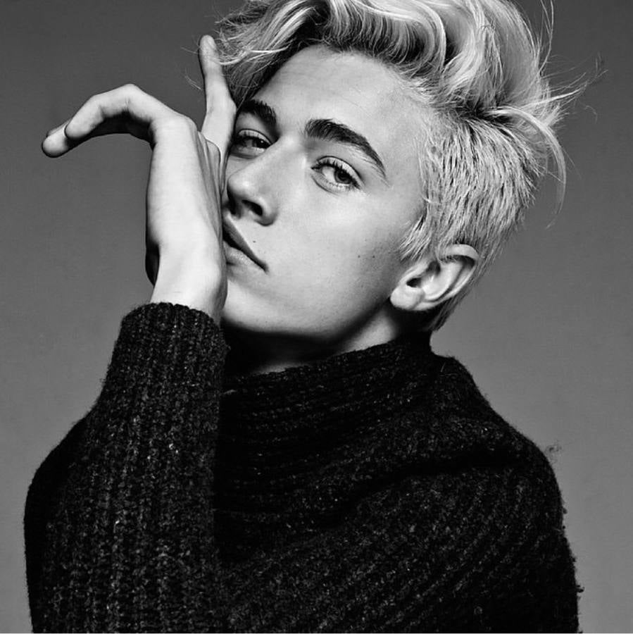 Lucky Blue Smith, el joven de 17 años que arrasa en las pasarelas y las redes sociales