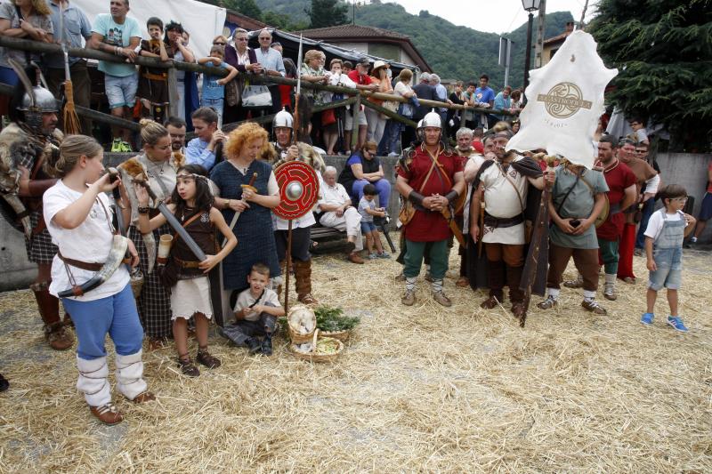 Astures y romanos se enfrentan en la batalla de Carabanzo