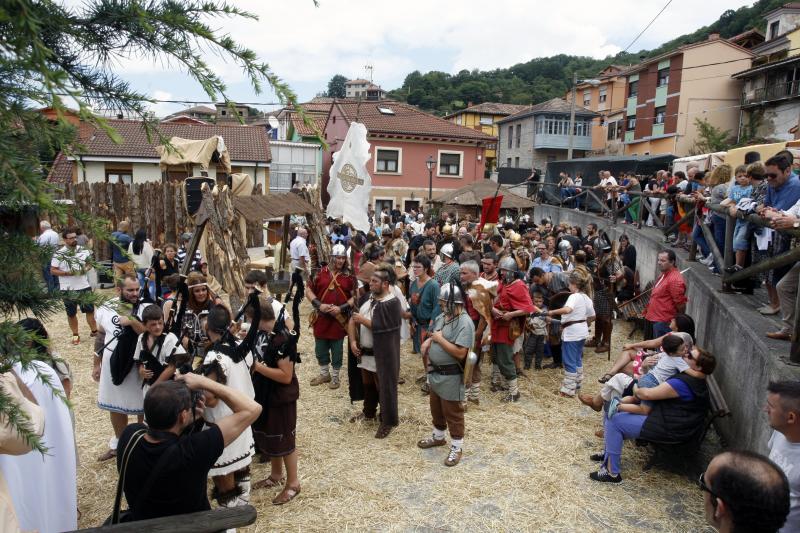 Astures y romanos se enfrentan en la batalla de Carabanzo