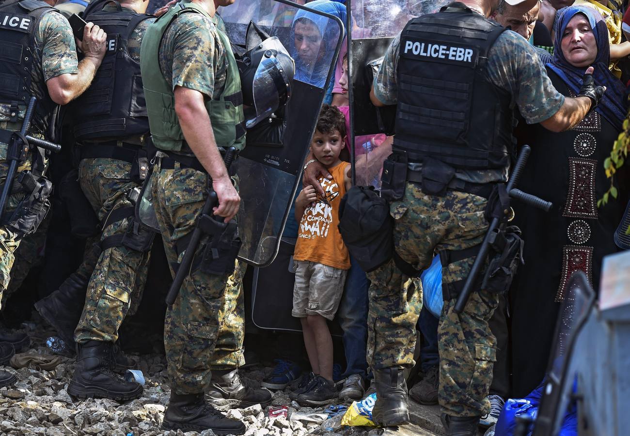 Catástrofe humanitaria en la frontera entre Grecia y Macedonia