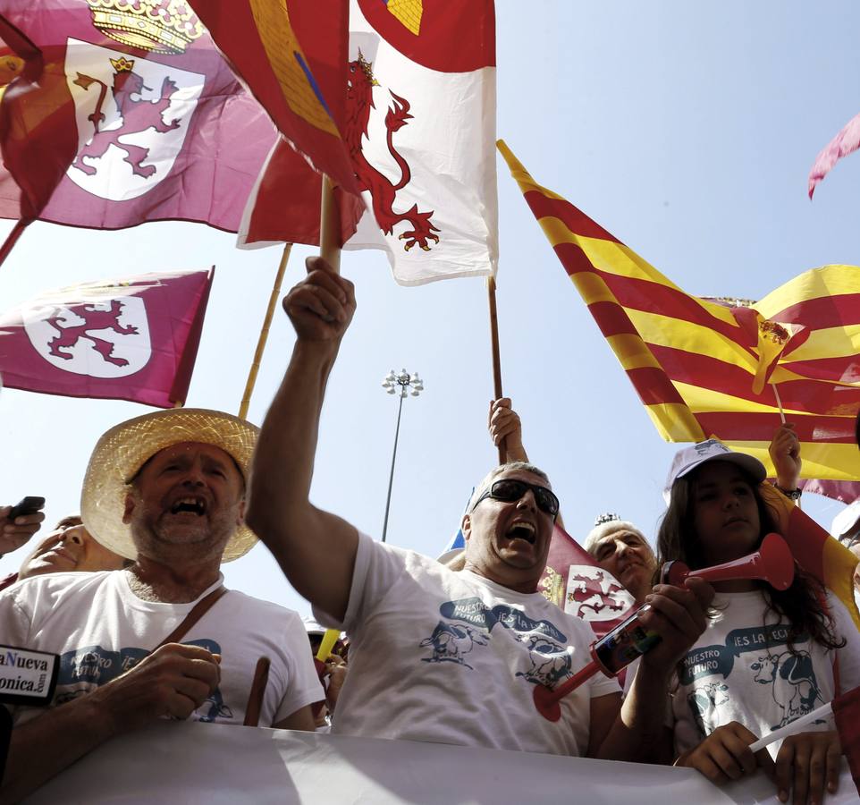 Marcha blanca por el futuro del sector lácteo