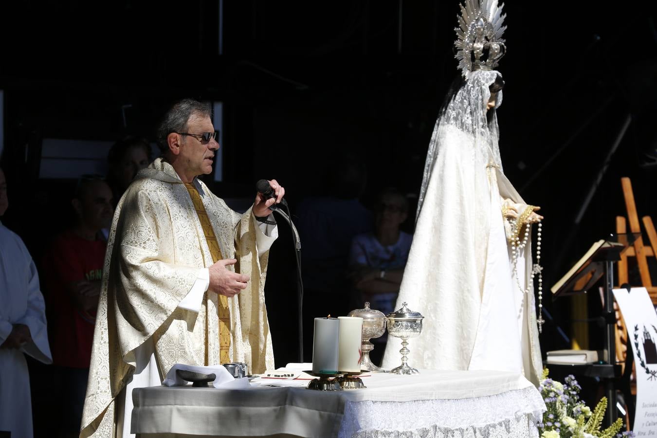 Multitudinaria romería de la Virgen de El Carbayu