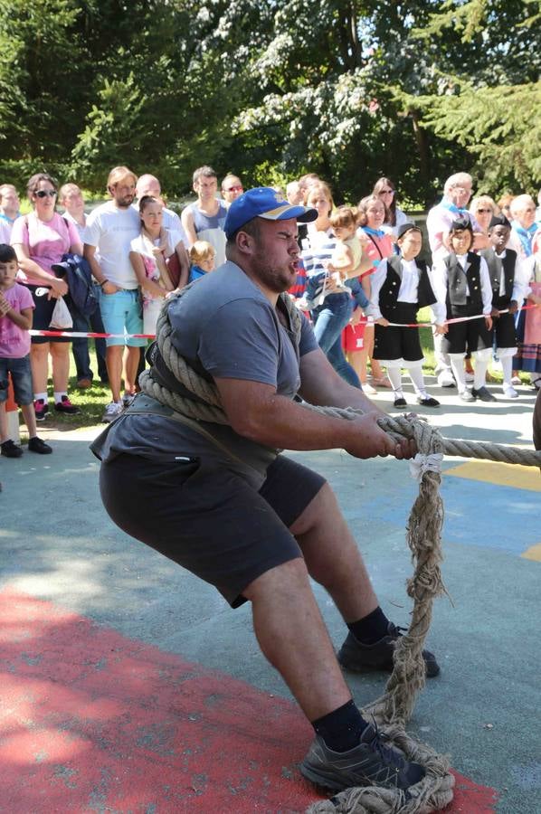 Asturias celebra su día en Colunga