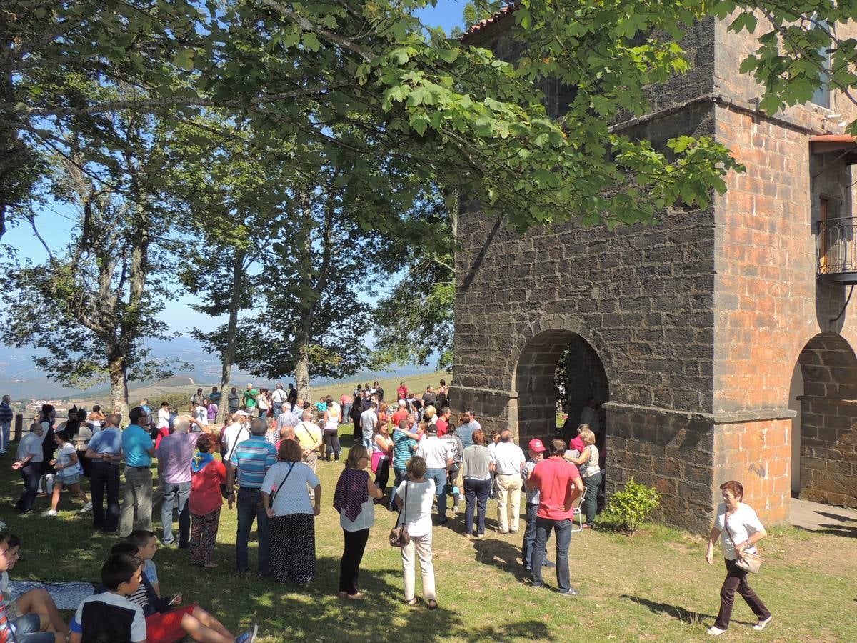 Fiestas en honor a la Virgen del Acebo en Cangas del Narcea