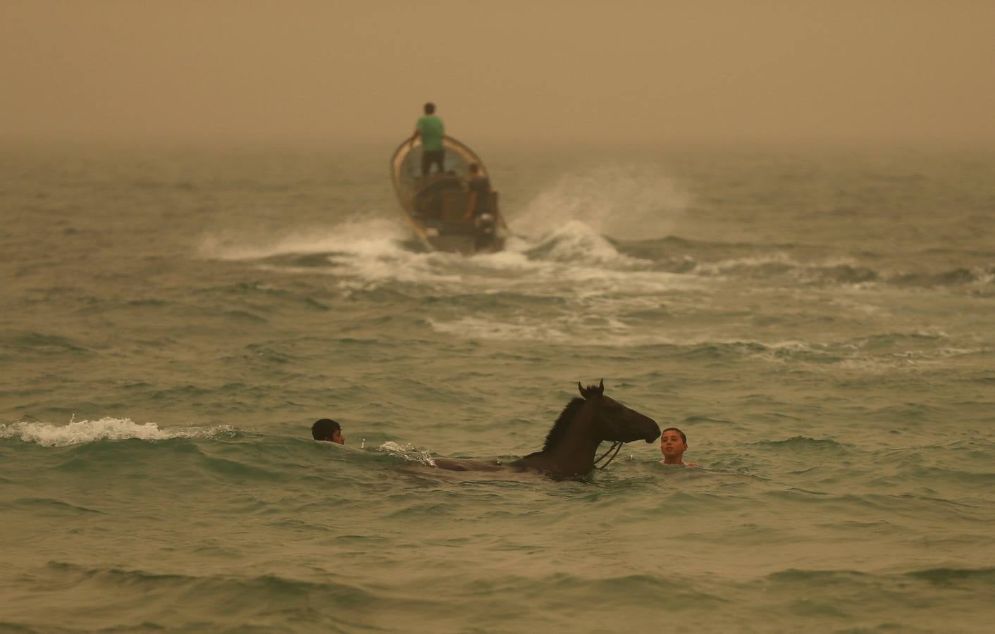 Una tormenta de arena asola Gaza