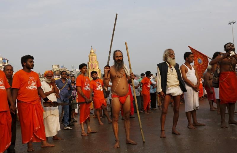 La fiesta de la purificación de los cuerpos en India