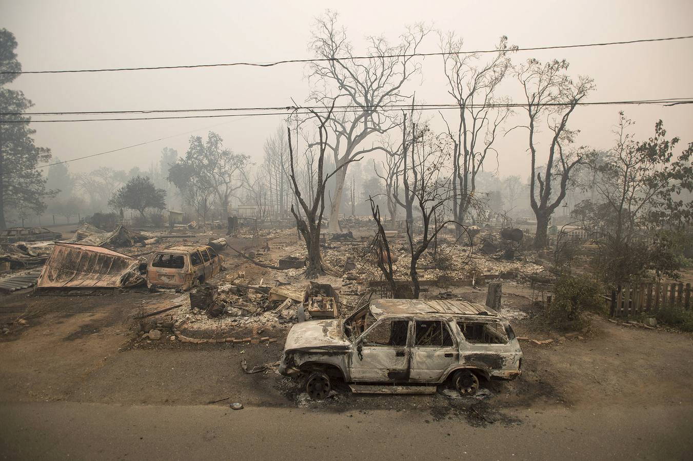 Cientos de casas de California arrasadas por un incendio