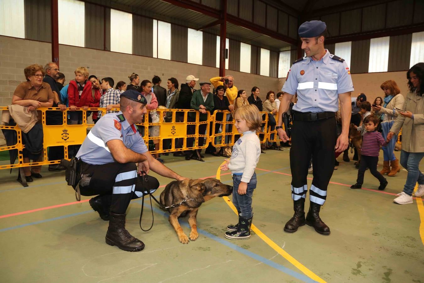 La Guardia Real Española, de maniobras en Asturias