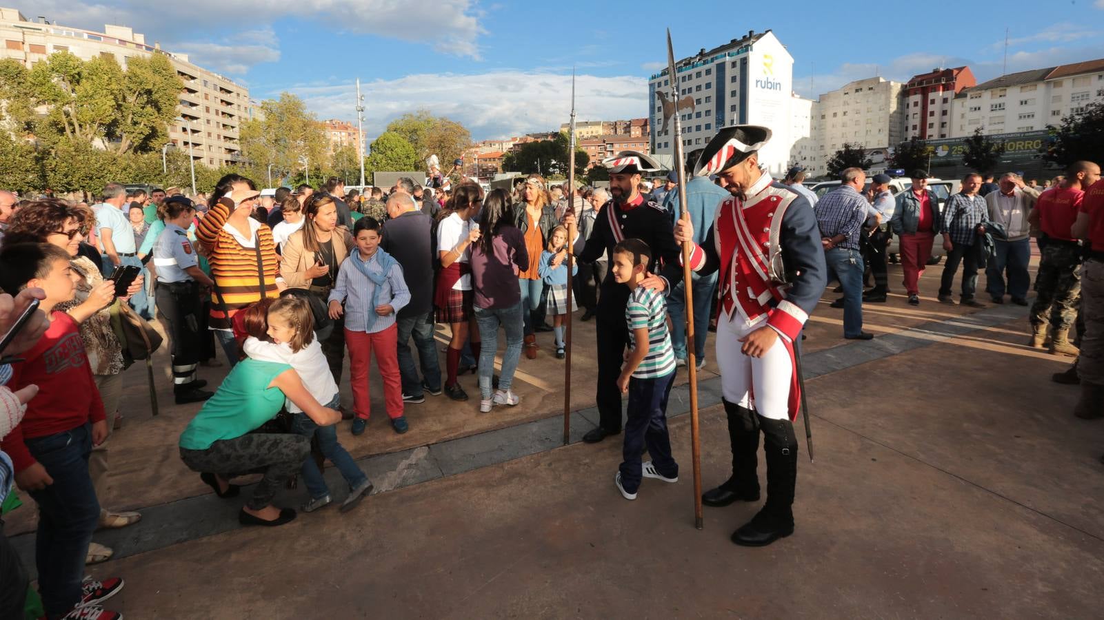 Exhibición de la Guardia Real en Avilés