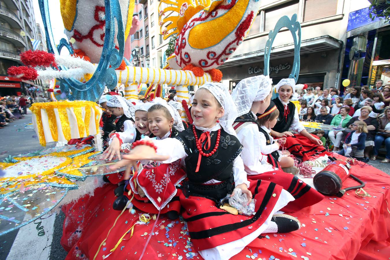 Desfile del Día de América en Aturias