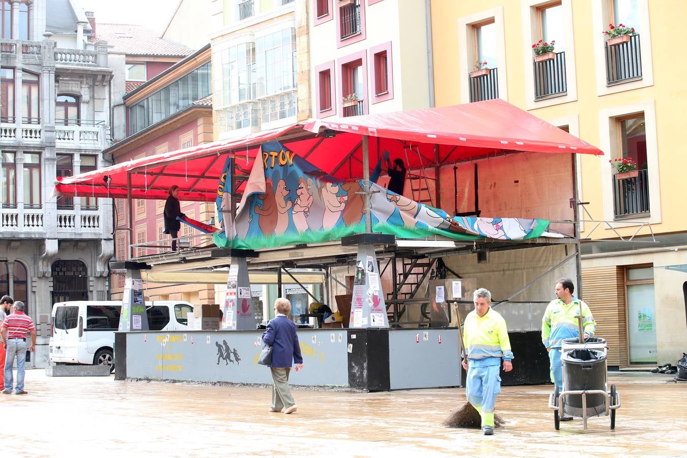Oviedo se despide de los chiringuitos hasta el próximo año