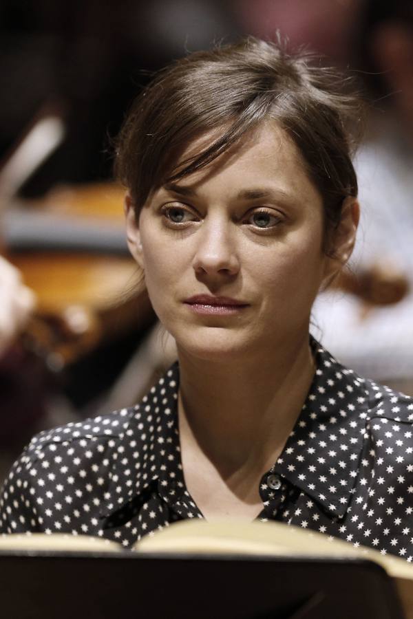 Marion Cotillard, la polifacética actriz francesa en imágenes