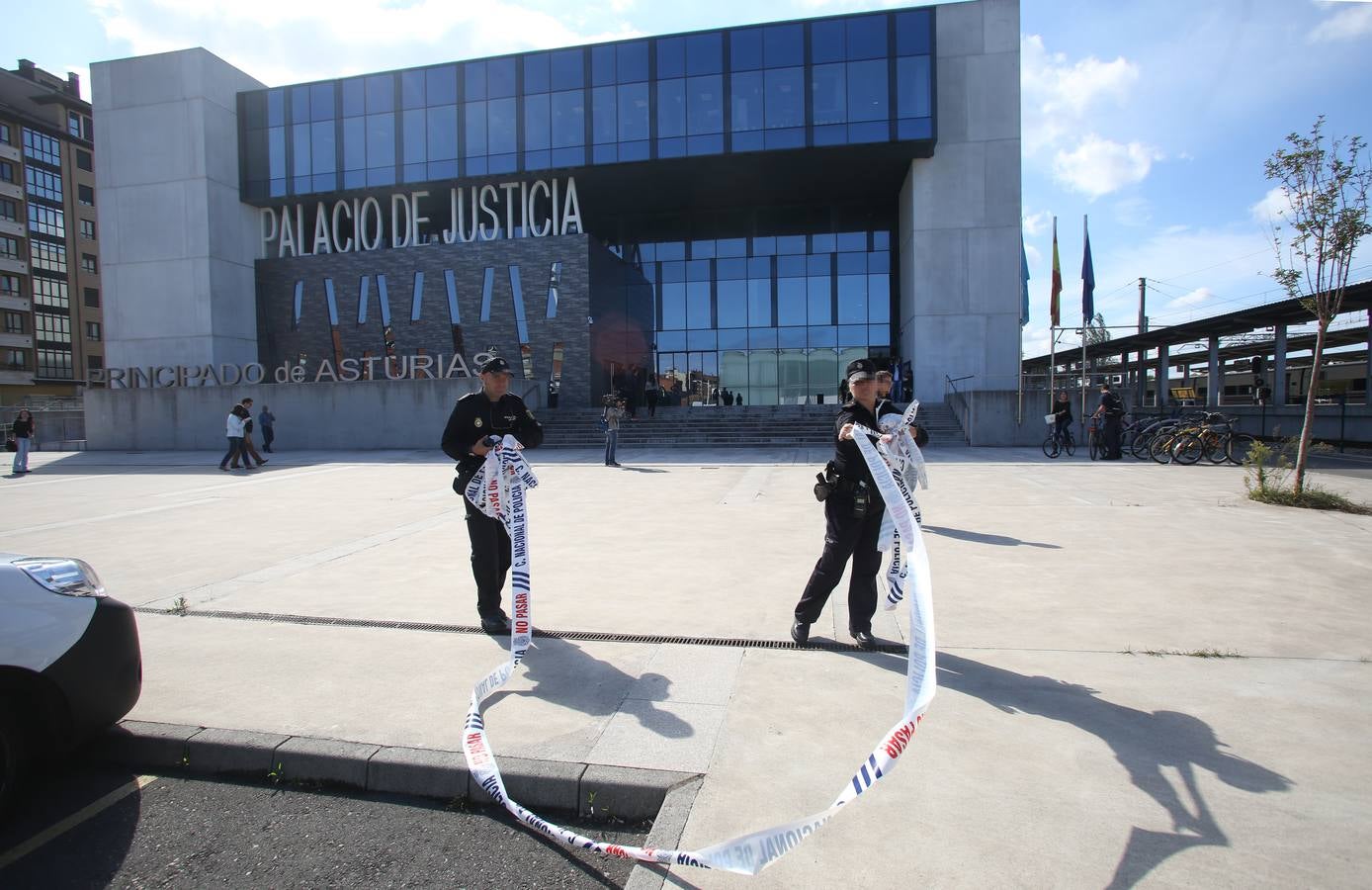 Aviso de bomba en el Palacio de Justicia gijonés