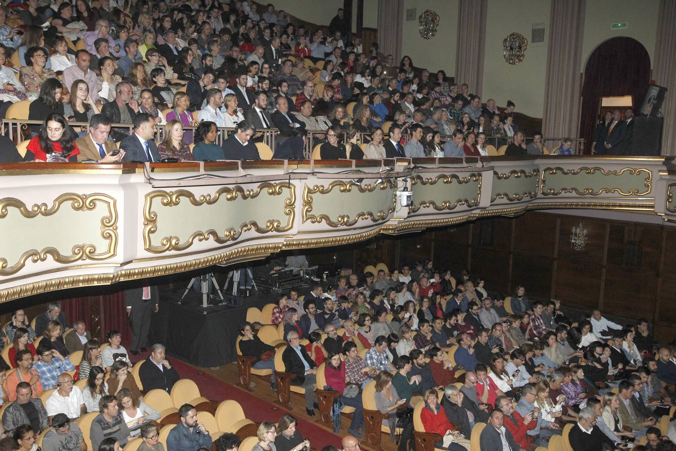 Premios Princesa de Asturias. La Reina y Coppola, ovacionados en Gijón