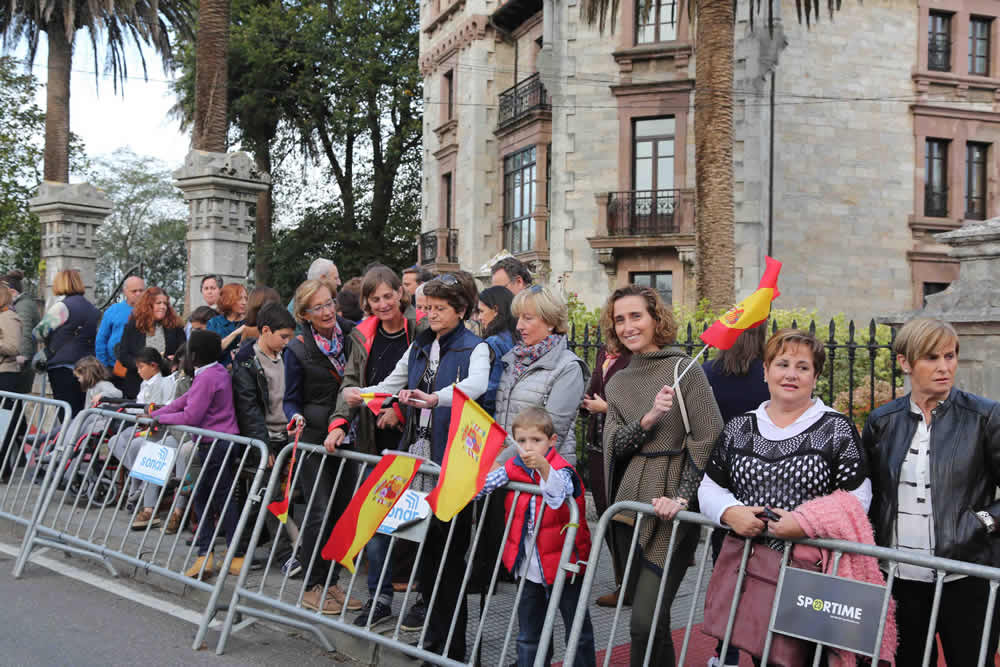 Premios Princesa | Los Reyes visitan Colombres (2)