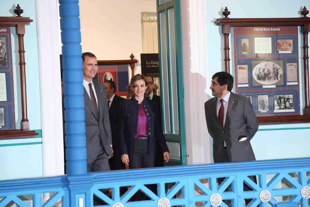 Premios Princesa | Los Reyes visitan Colombres