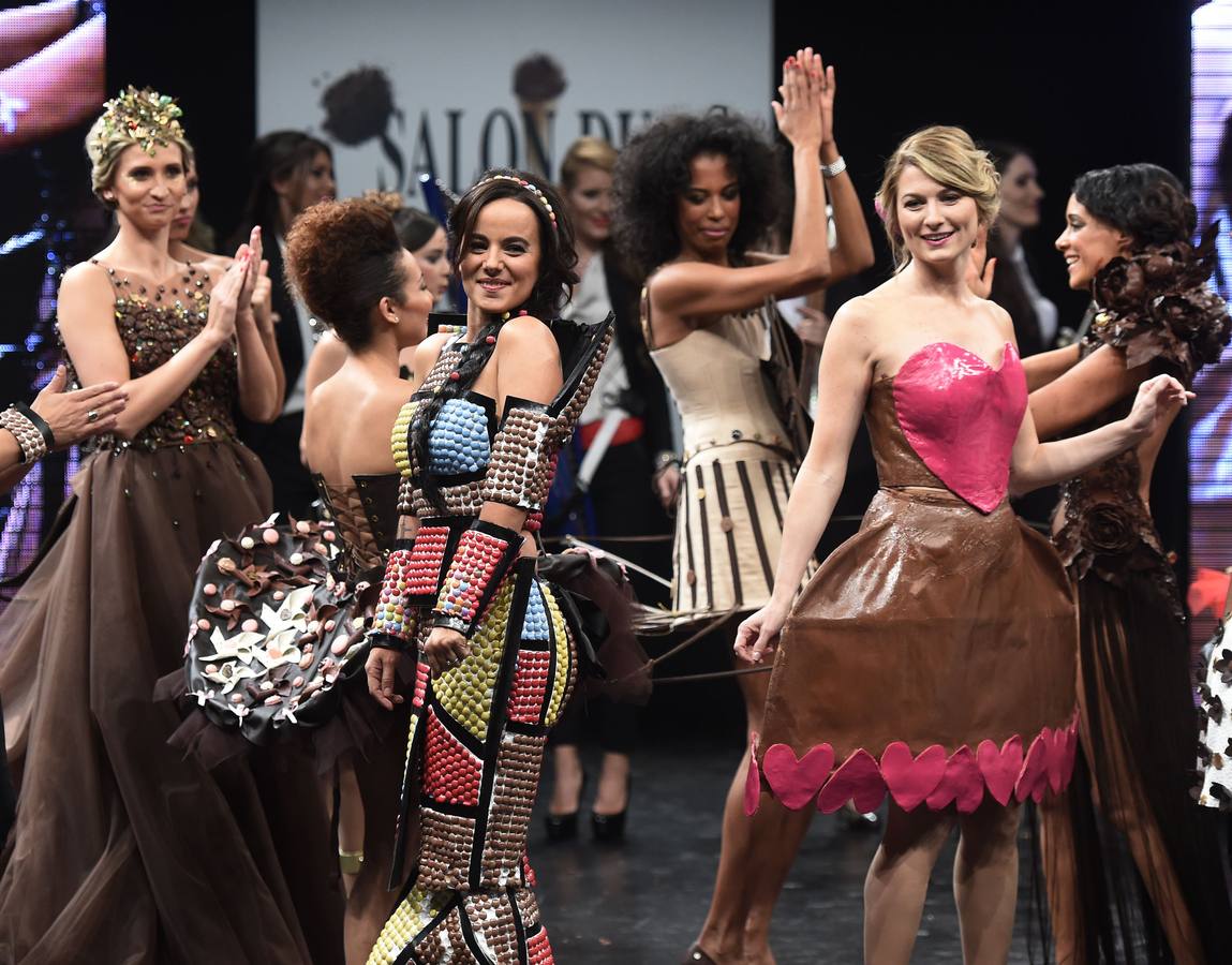 Desfile de moda de chocolate
