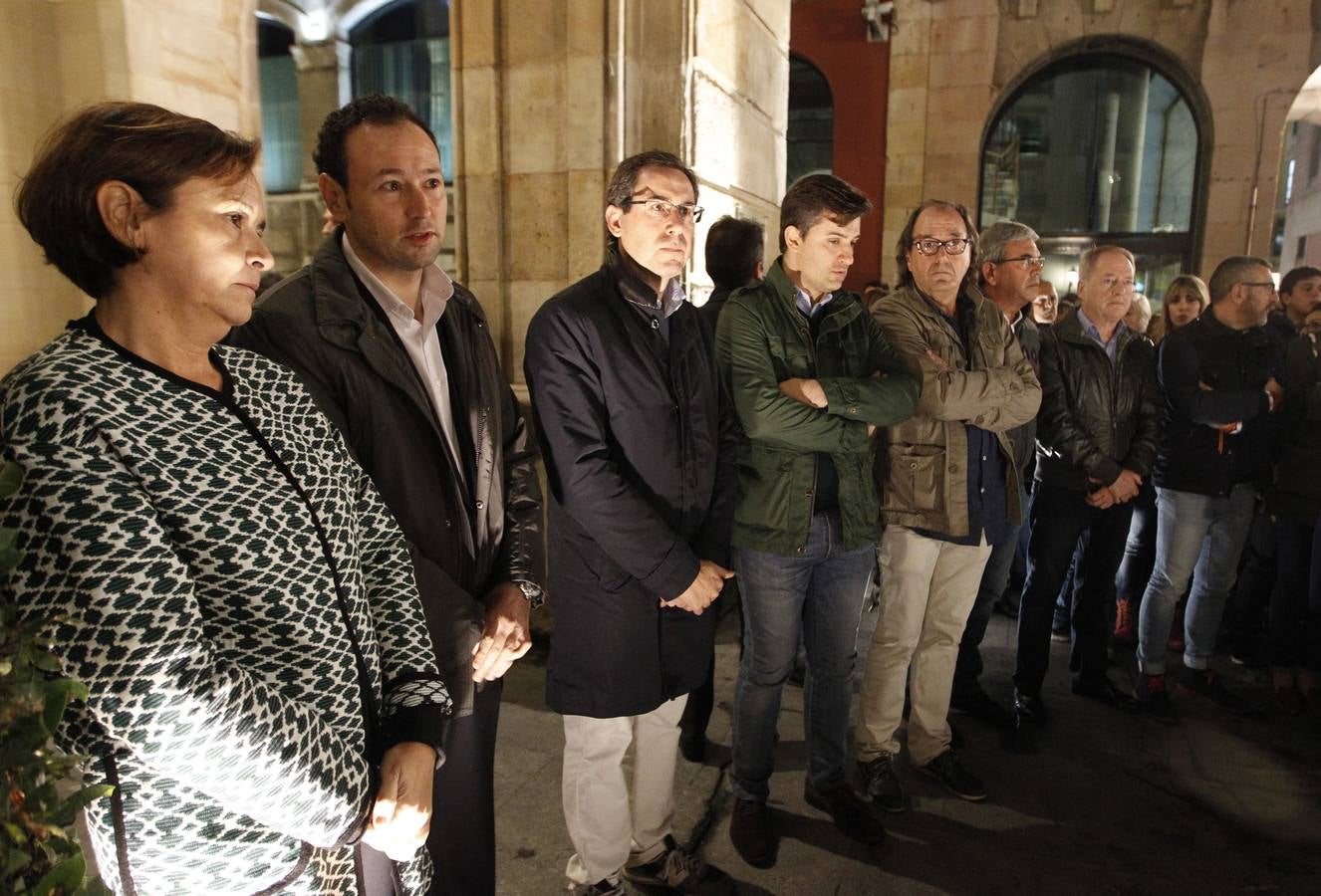 Manifestación en Gijón contra los atentados de París