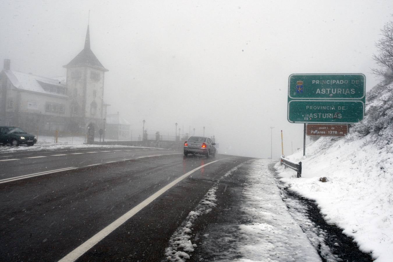 La nieve cubre Asturias