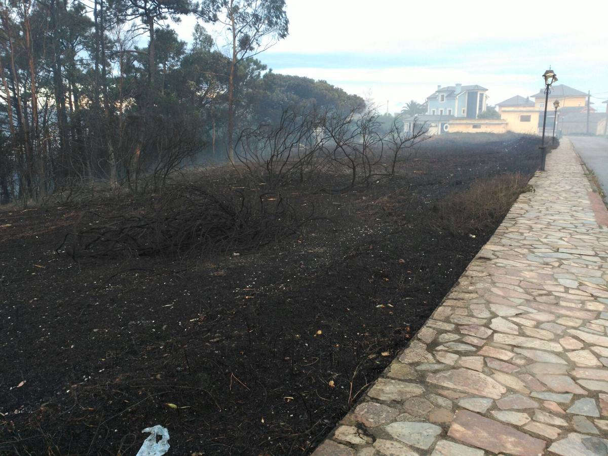 Los daños del fuego en El Franco