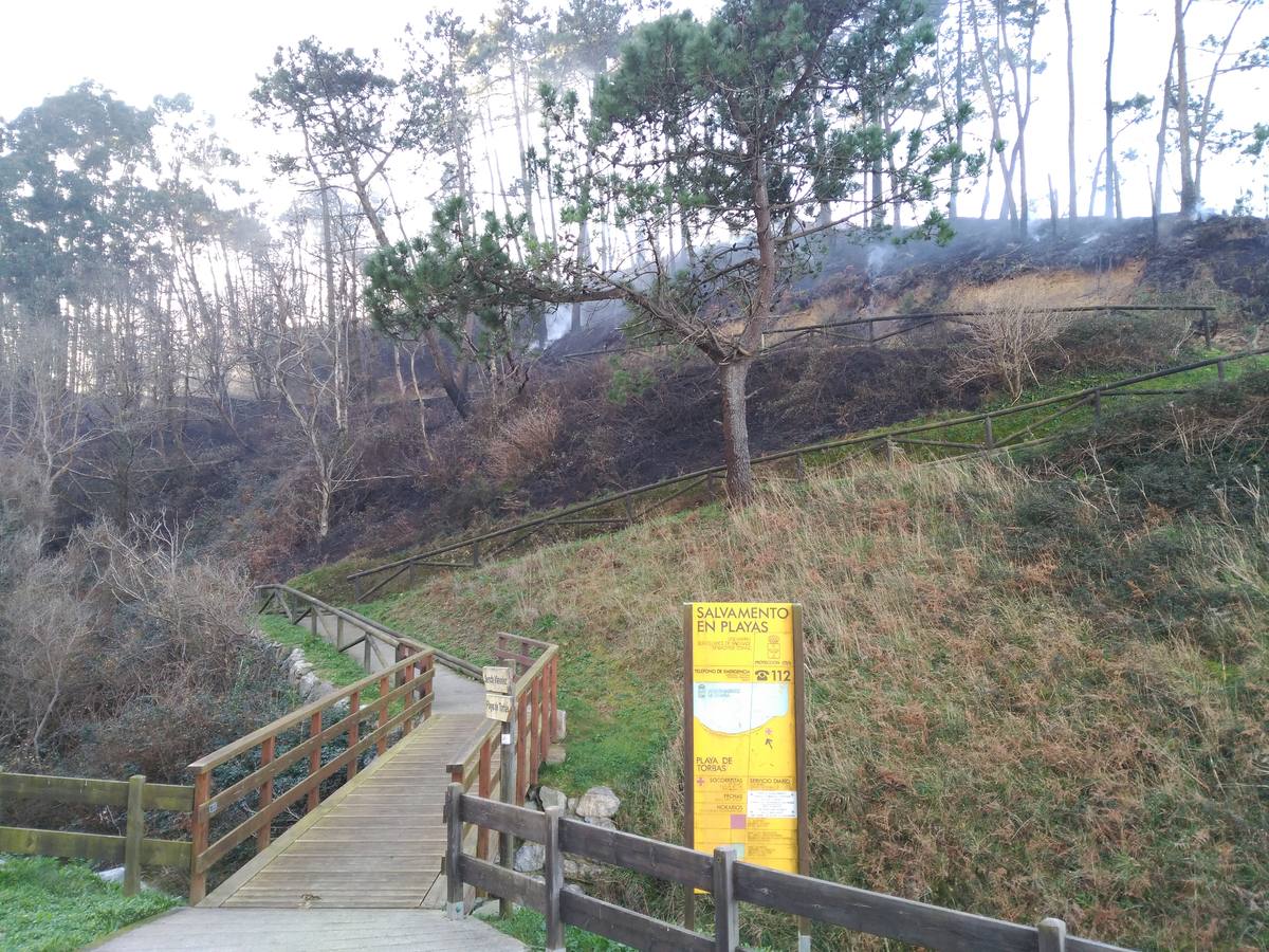 Los daños del fuego en El Franco