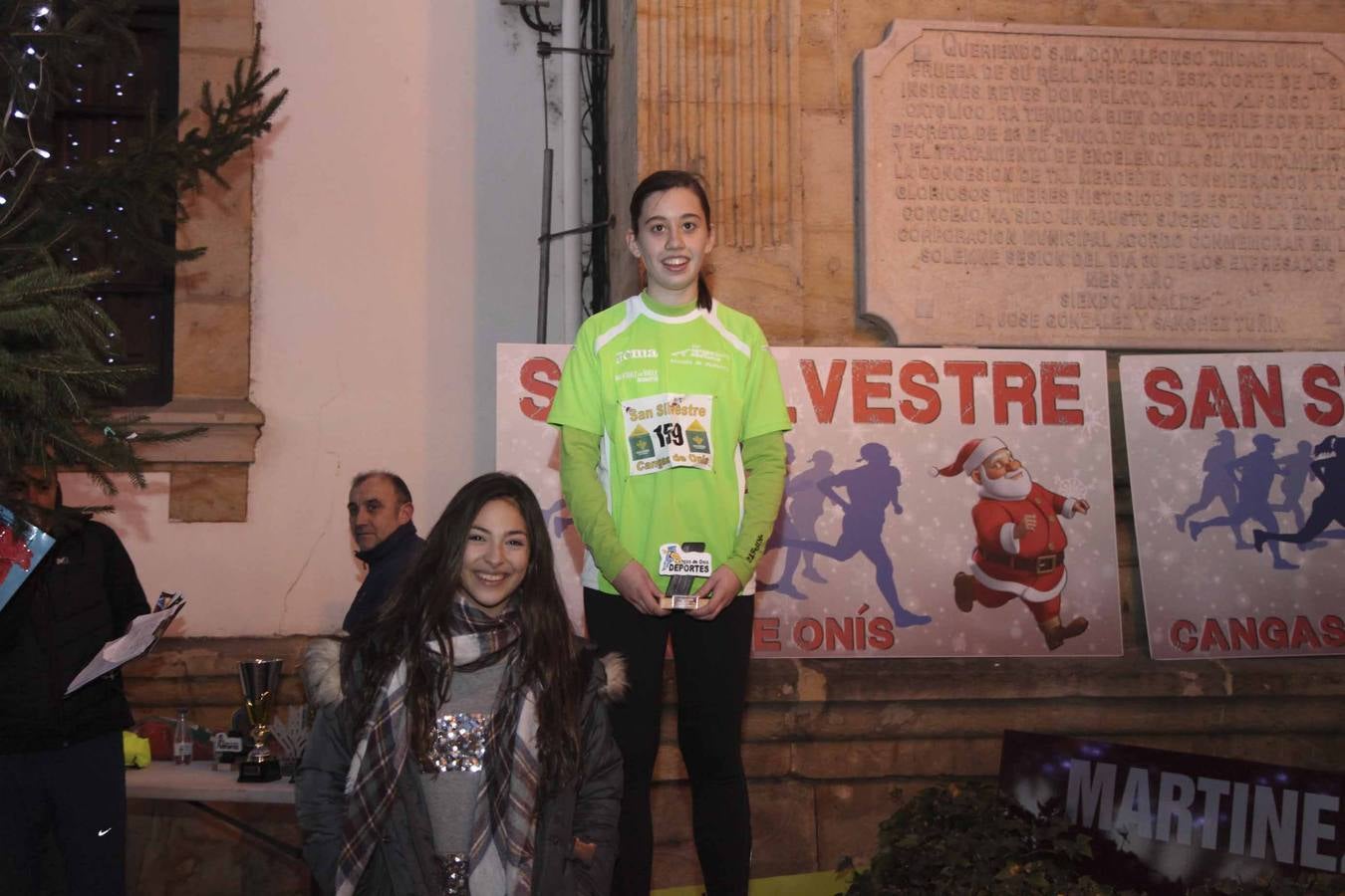 Decenas de corredores cierran el año en Cangas de Onís