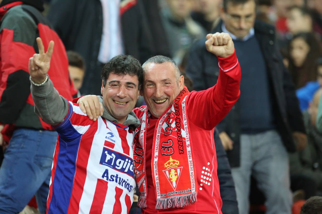 ¿Estuviste en el Sporting 5-1 Real Sociedad? Búscate en las imágenes (I)