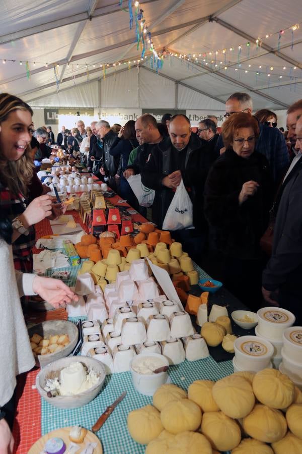 Certamen del Quesu Afuega&#039;l Pitu en La Foz