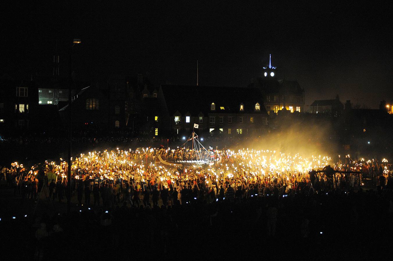 Escocia tributa su herencia vikinga
