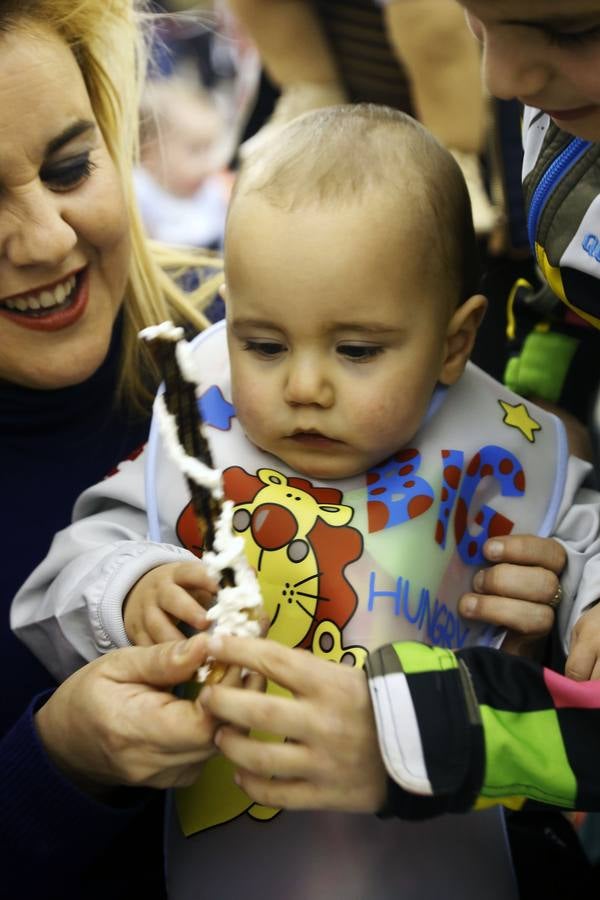 Concurso de bebés en la Feria del Amor de Siero