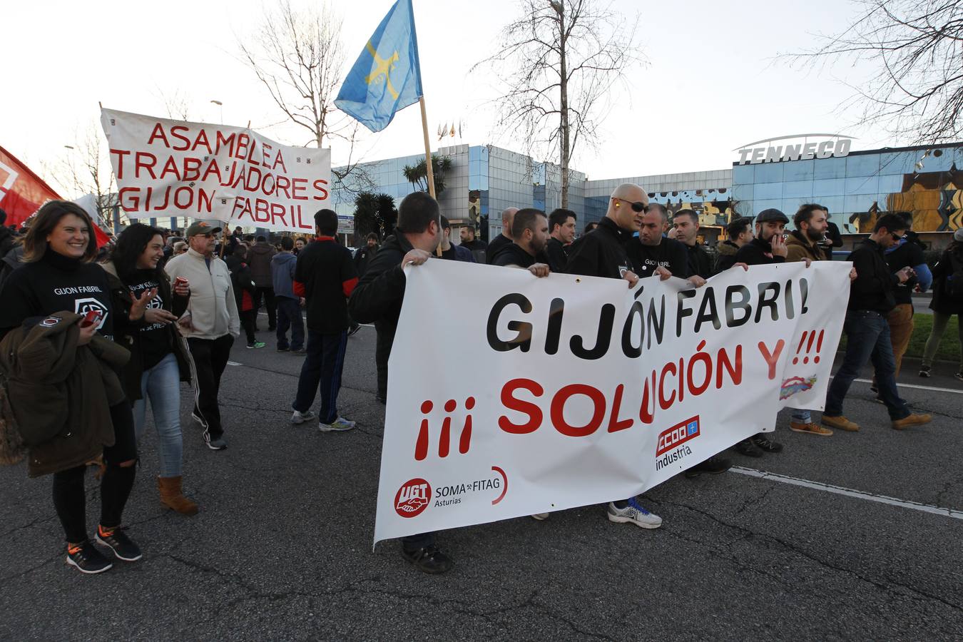 Manifestación contra el cierre de Gijón Fabril