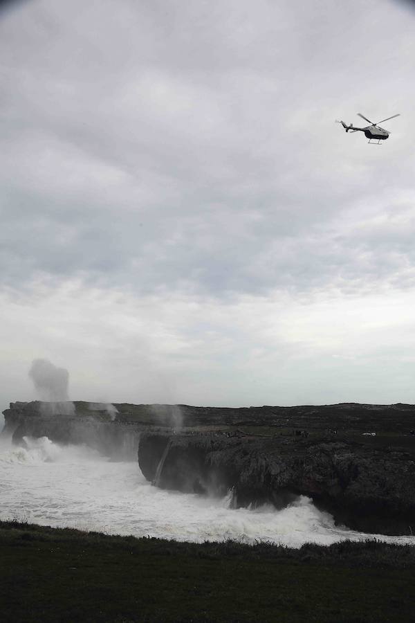 Las espectaculares imágenes de los Bufones de Pría por el temporal