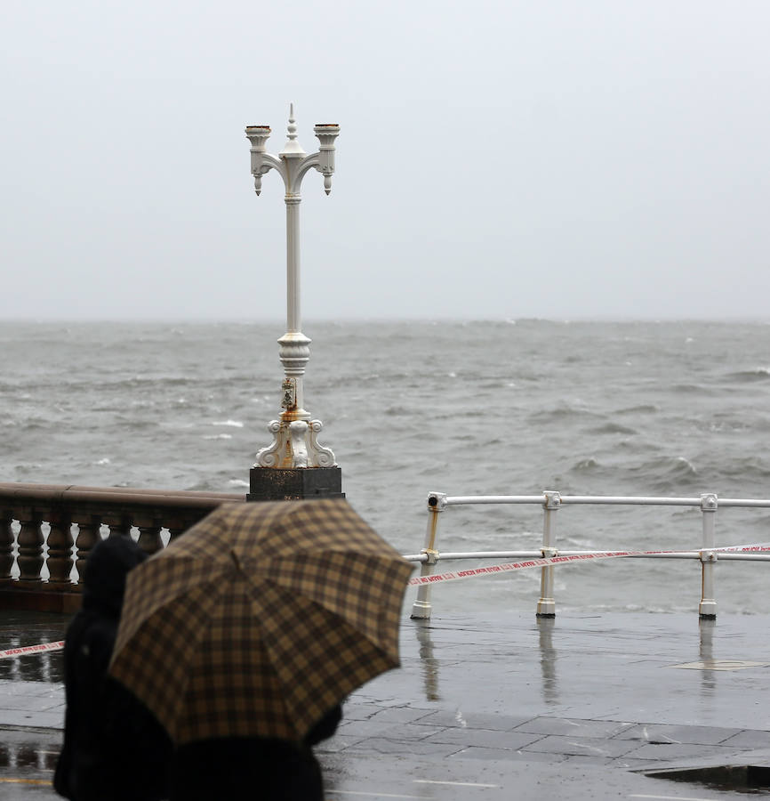 Gijón, afectada por el temporal