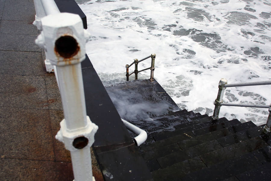 Gijón, afectada por el temporal