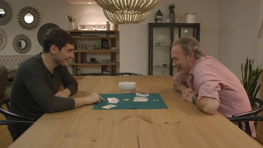 Iker Casillas visita &#039;En la tuya o en la mía&#039;