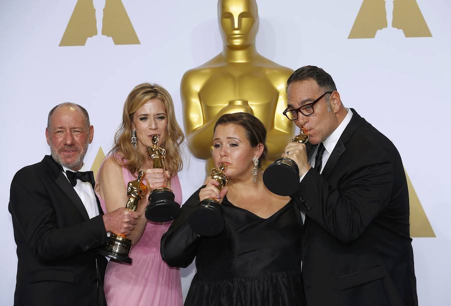 &#039;Spotlight&#039; sorprende, Iñárritu hace historia y DiCaprio gana su Oscar