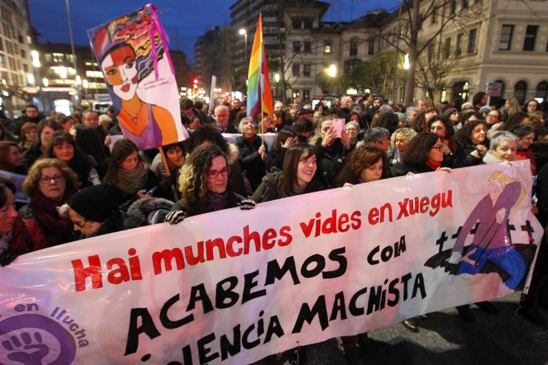 Manifestación en Gijón por el Día Internacional de la Mujer.