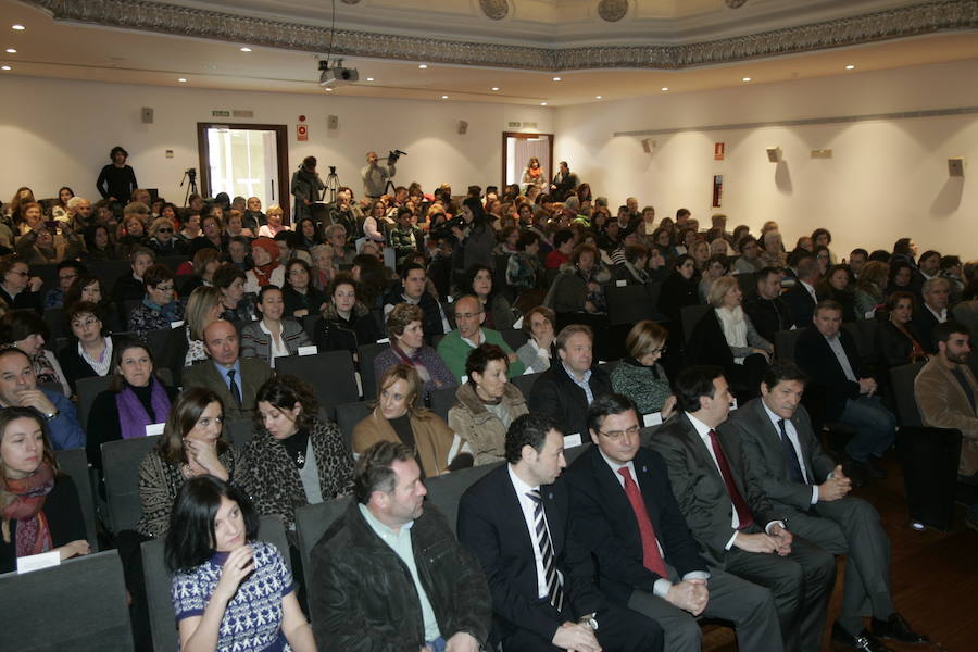 Celebración institucional del Día de la Mujer Trabajadora en Villaviciosa.